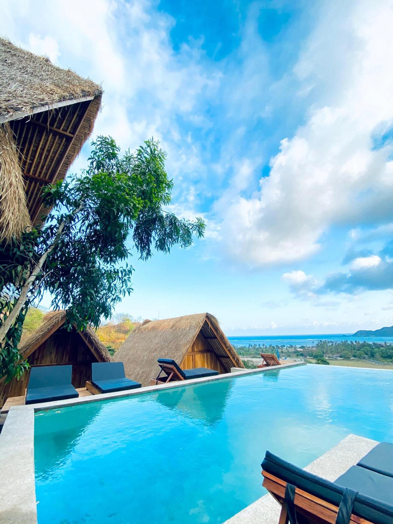 Sky Mountain Views Hotel Kuta  Exterior foto